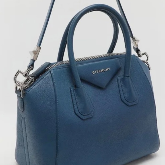 Givenchy Antigona Bag Large - Picture 2 of 5